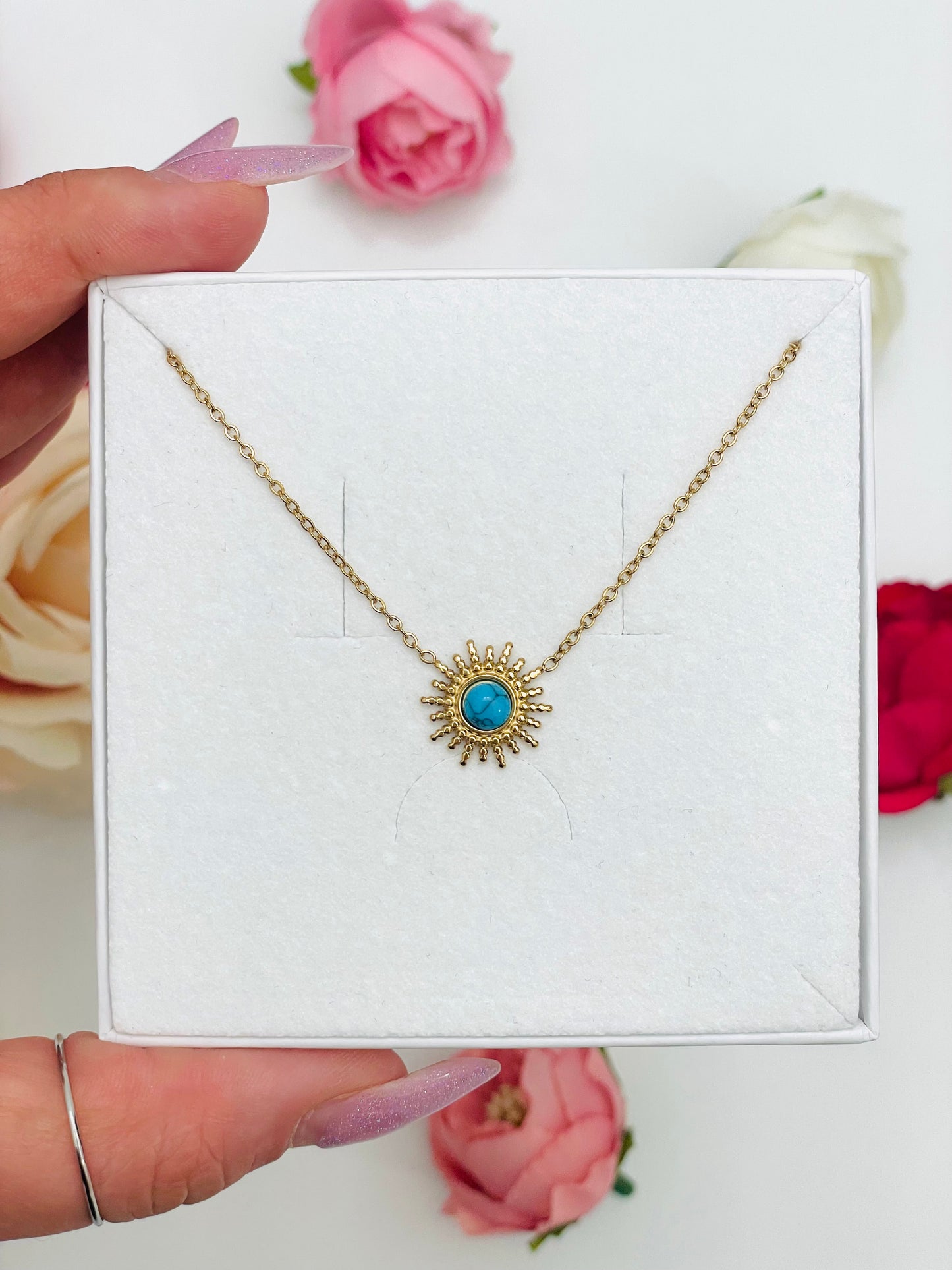 SUN NECKLACE