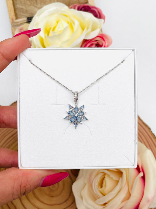 SNOWFLAKE NECKLACE