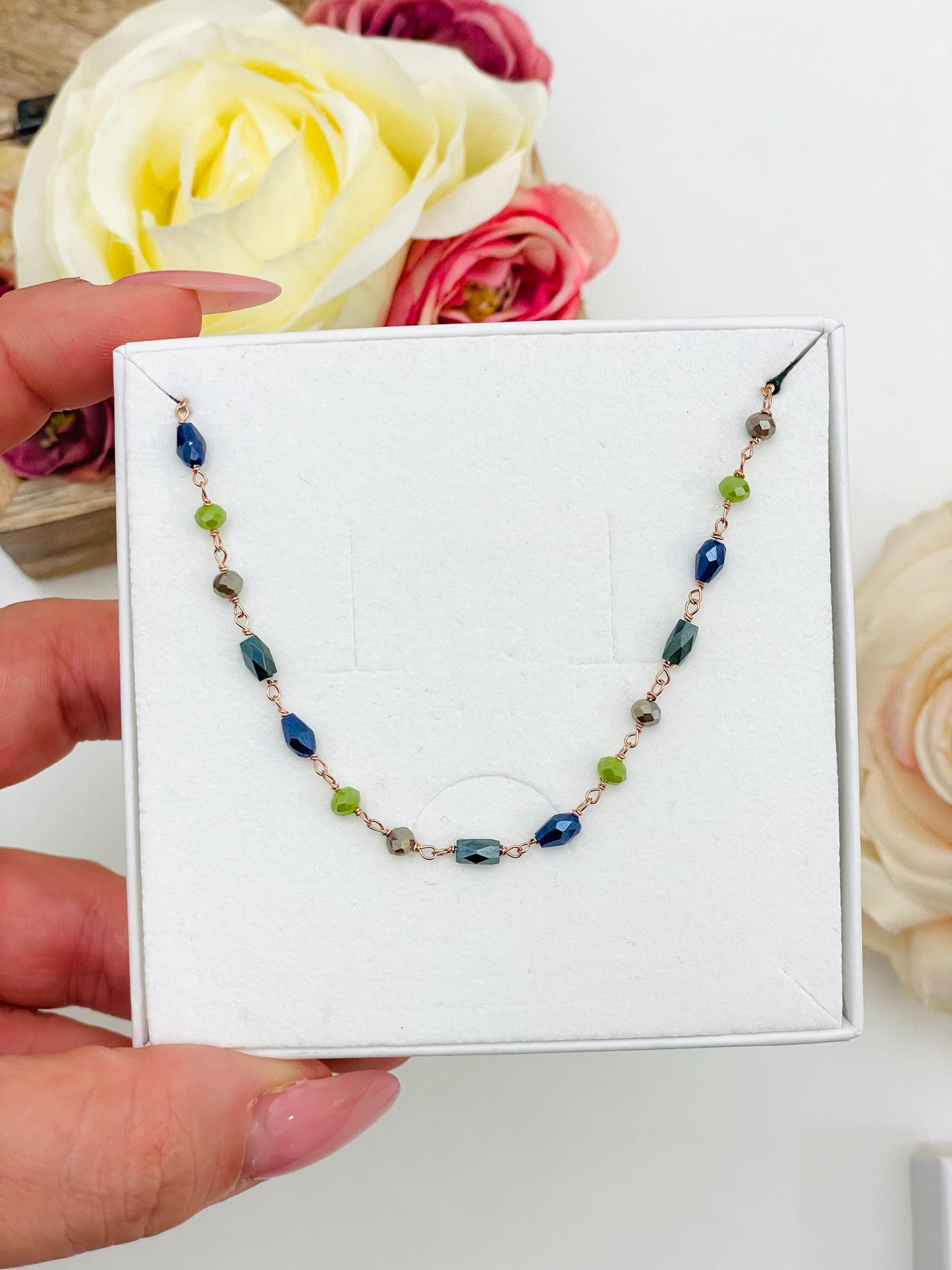 AUTUMN LIGHT NECKLACE