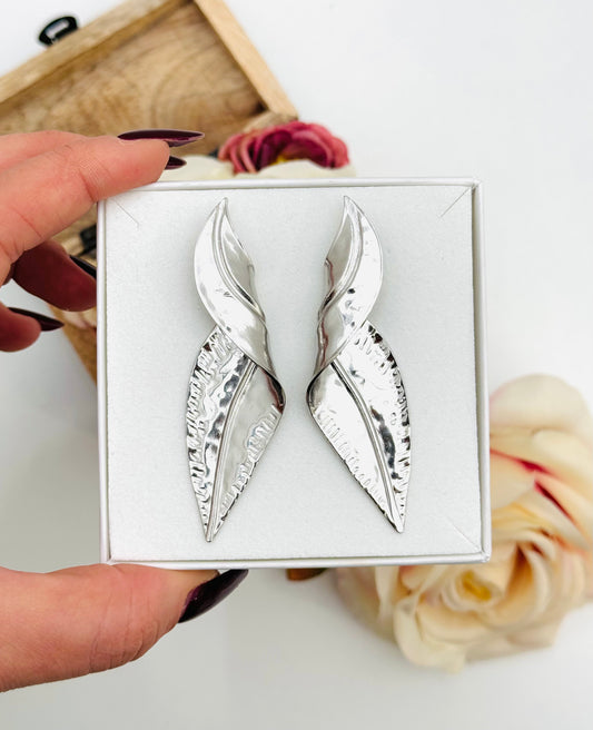 TWISTED LEAF EARRINGS