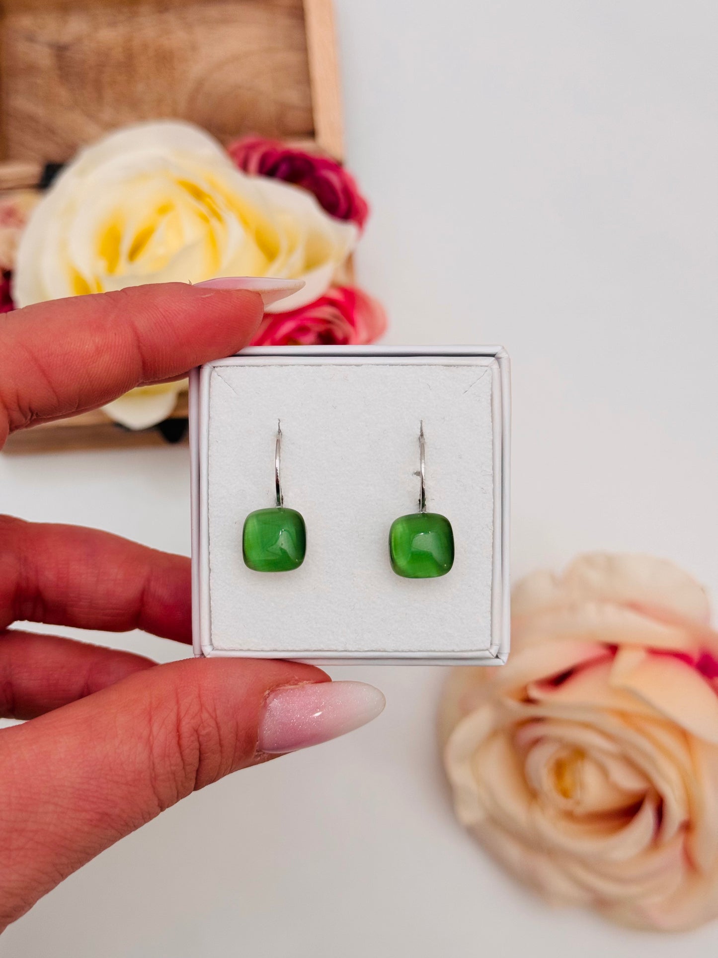 KNOB EARRINGS