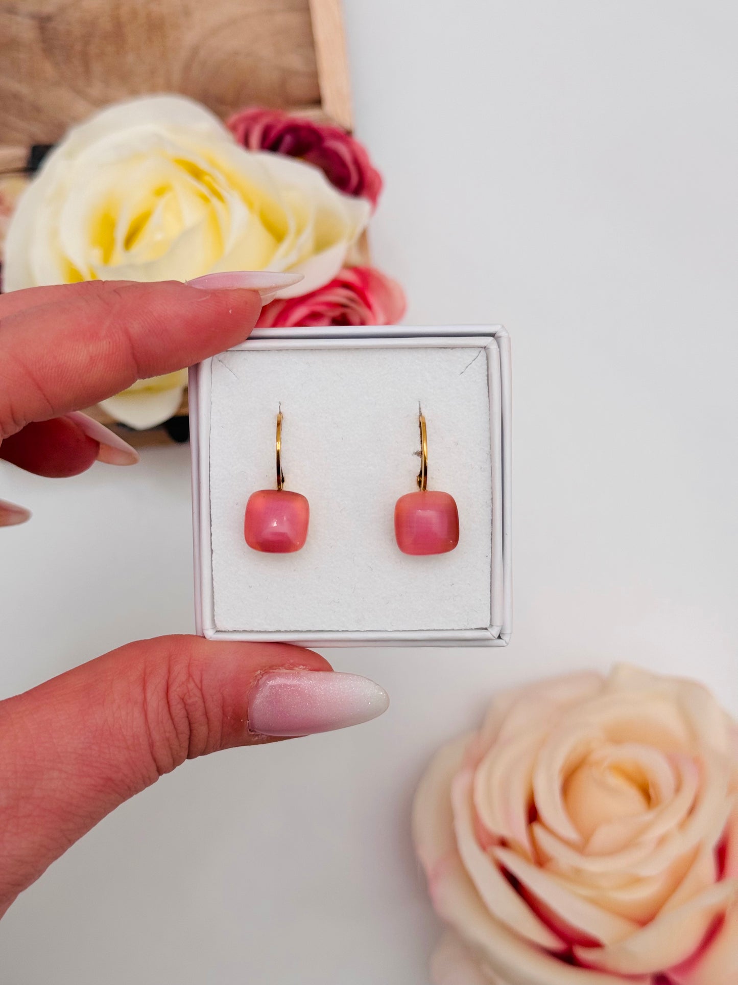 KNOB EARRINGS