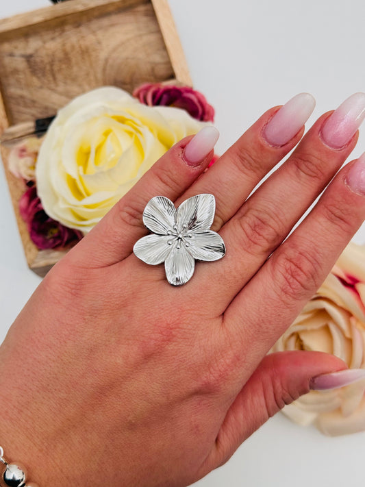 FLOWER RING