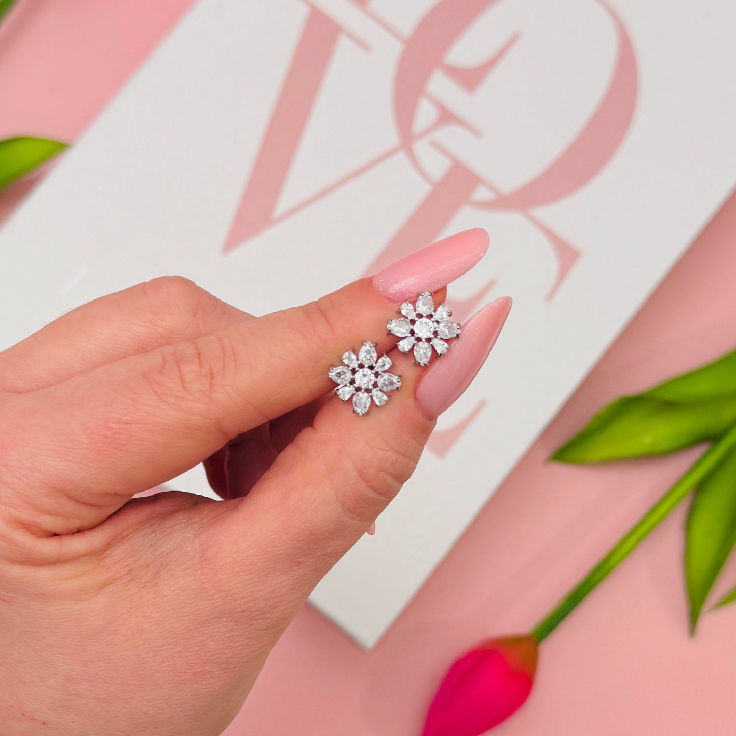 FLOWER BUTTON EARRINGS