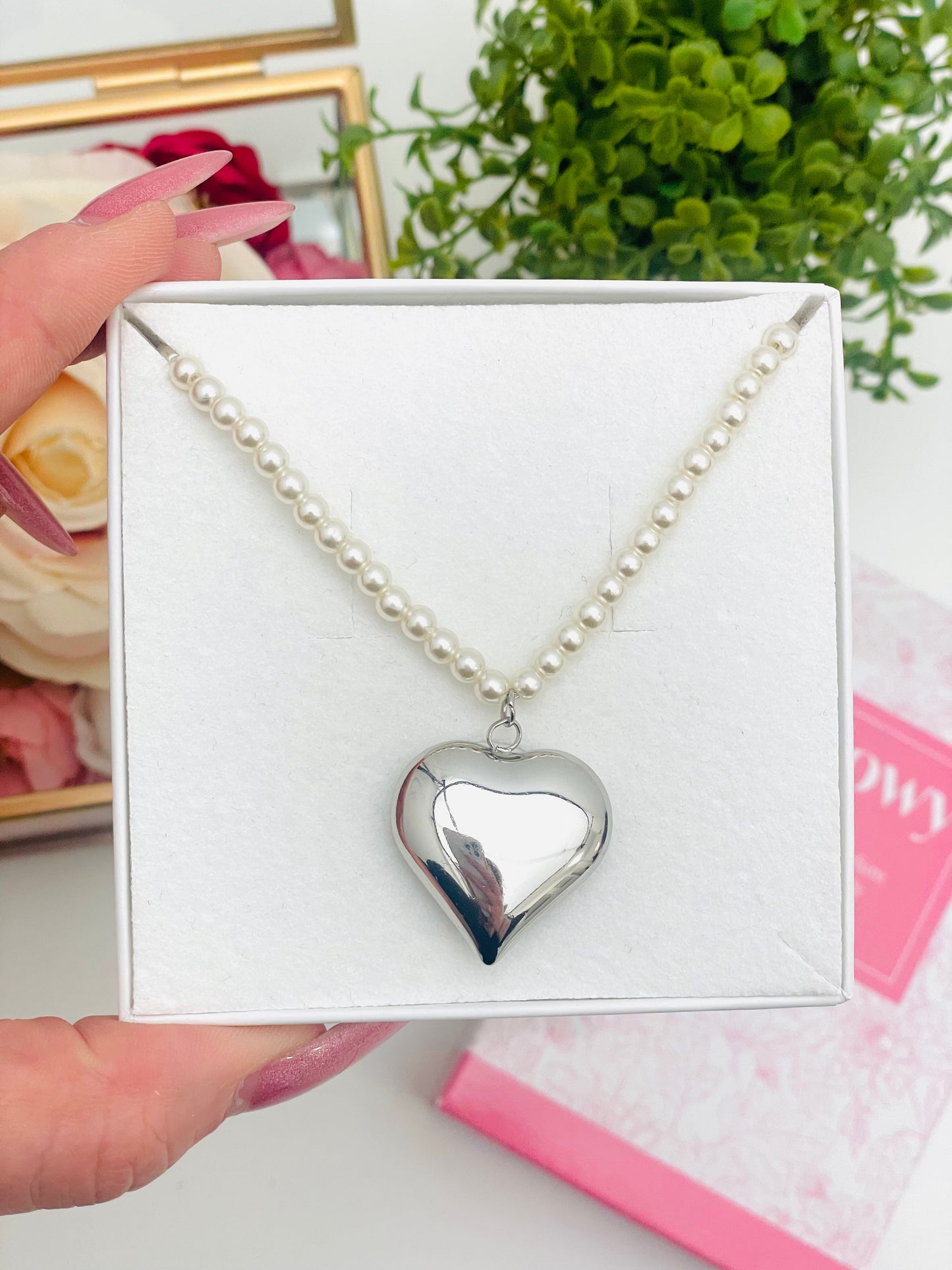 BIG HEART PEARL NECKLACE