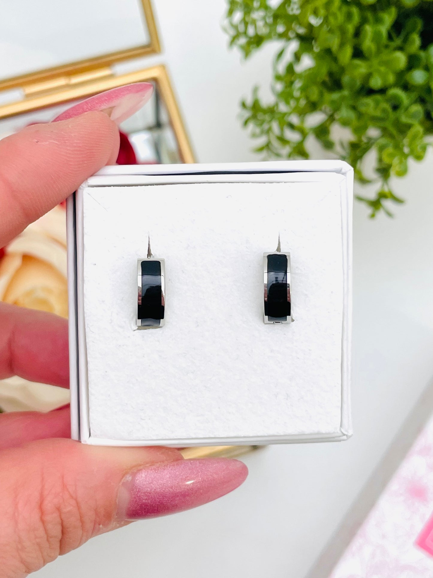 BOLD ENAMEL EARRINGS