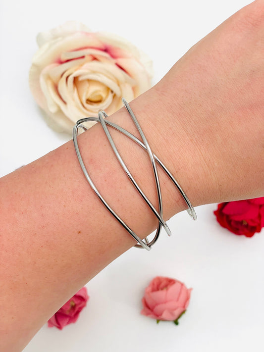 WIRE BRACELET