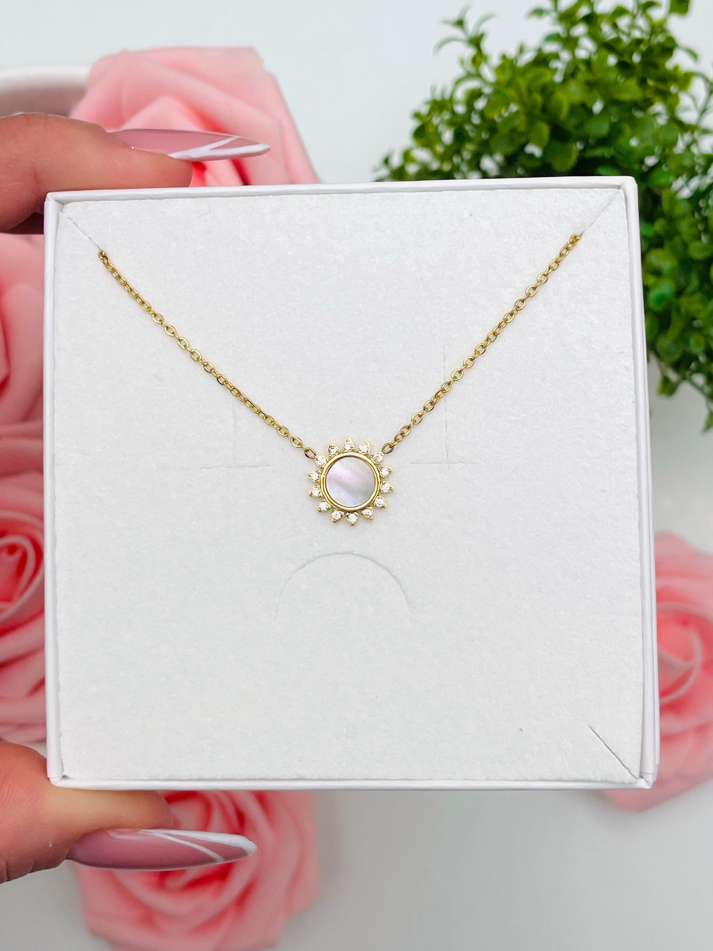 SUN ZIRCONIA NECKLACE