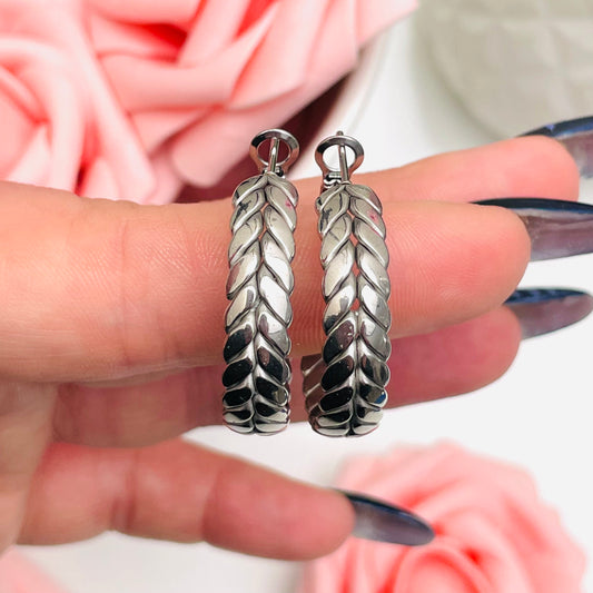 LEAF CIRCLE EARRINGS