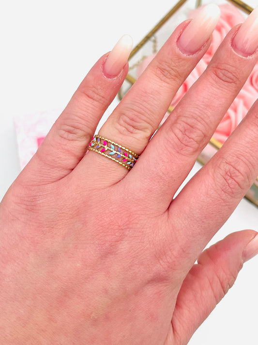 MULTICOLORED LEAF RING